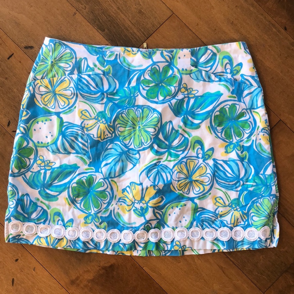 Trendy Lilly Pulitzer Skort
